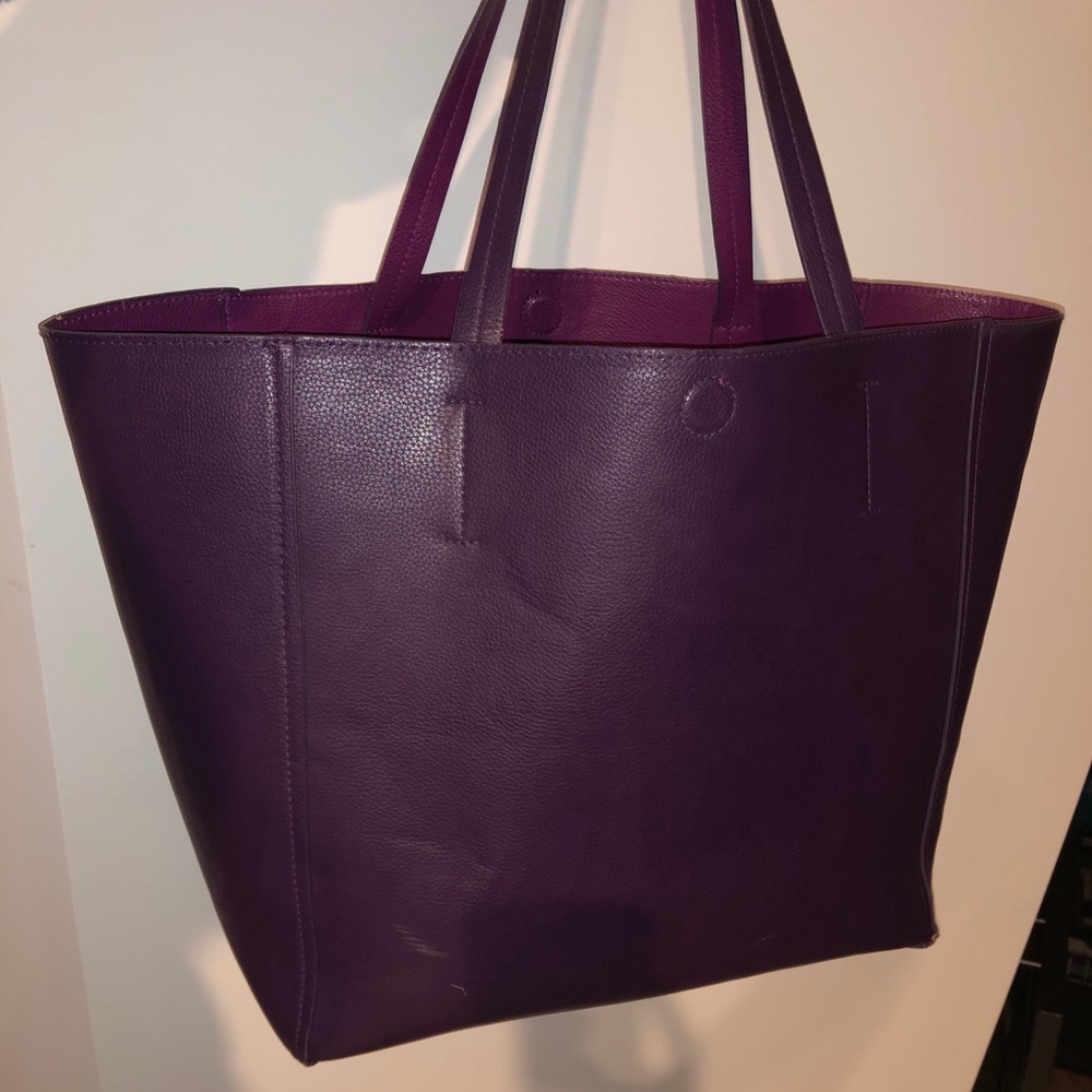 Target reversible tote bag